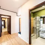 Artistic Touches Hideaway - Politehnica Park Views Apartament