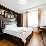 Artistic Touches Hideaway - Politehnica Park Views Bukarest