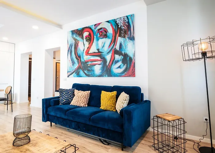 Artistic Touches Hideaway - Politehnica Park Views Apartment Bucharest