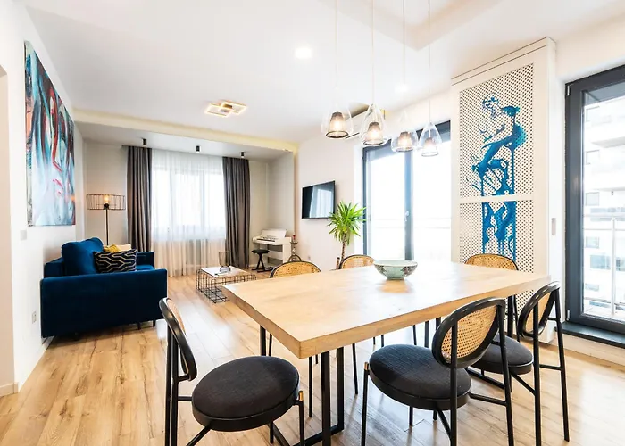 Artistic Touches Hideaway - Politehnica Park Views Bucharest