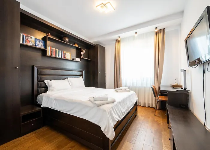 Artistic Touches Hideaway - Politehnica Park Views Bucharest