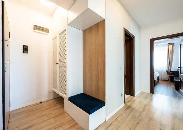 Artistic Touches Hideaway - Politehnica Park Views